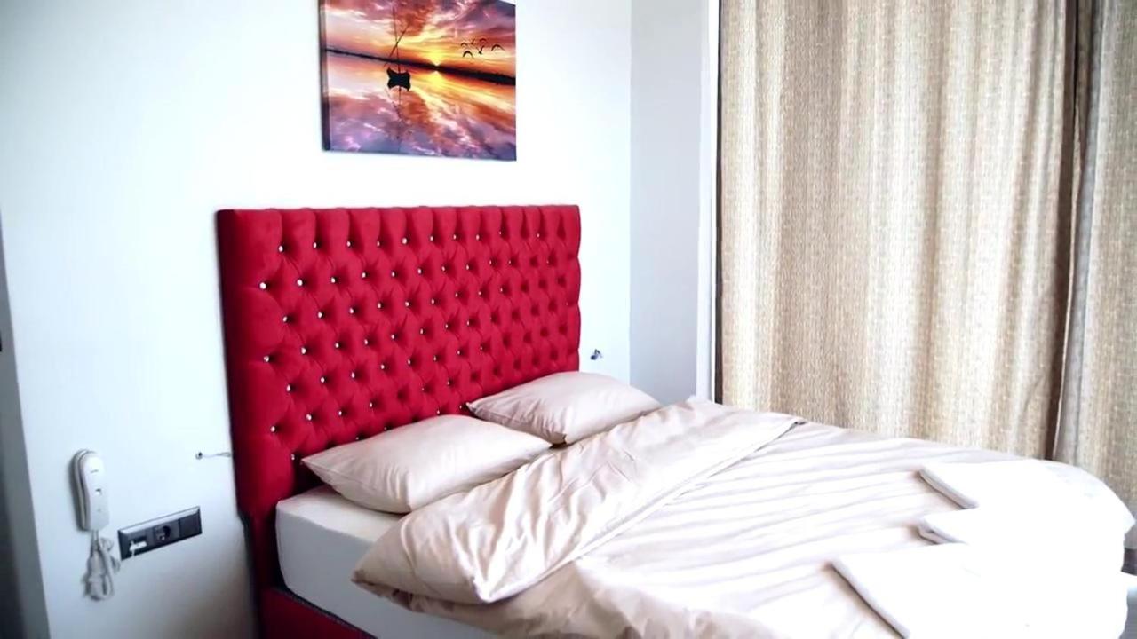 Demir Otel Bornova Luaran gambar